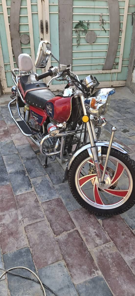 دراجه جونده ٢٠٢١ مكفوله كفاله عامه ماناقصها شي اوراق اصولي وكلش مرتبه السعر ٩٠٠ قفل عنواني كربلاء طوريج ***********
