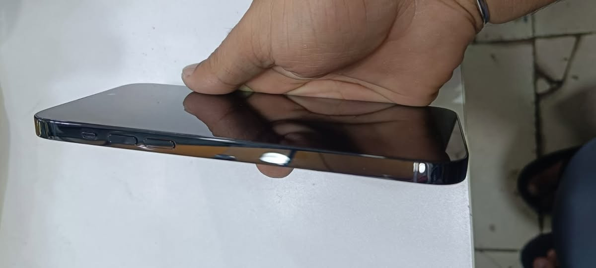 السلام عليكم لبيع آيفون 14برو ماكس جهاز
شريحة اكترونية
ذاكرة 256
بطارية🔋92
نضافة 100‎%‎100

سعر 825وبي مجال قليل 

رقم الهاتف:***********

