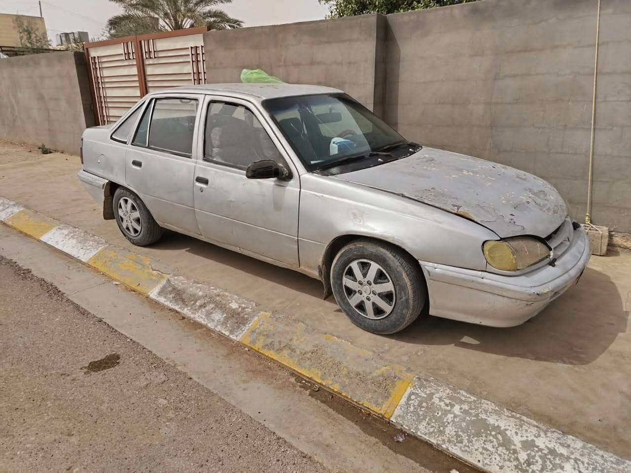 السلام عليكم دايو لمنس. موديل 93  للبيع بيها لاستيك ولف شرط التحويل  ب15وبيها مجال         
      ***********

