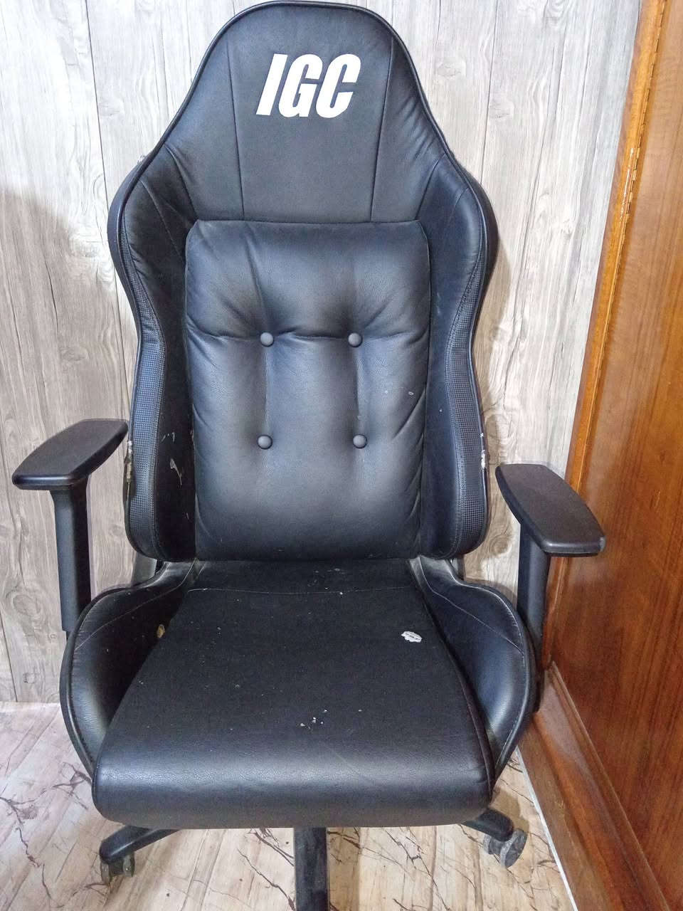 سلام عليكم كراسي كيمنك للبيع نضافه 85 سعر ٩٠ الف


**إذا كنت صاحب هذا الإعلان وتريد حذفه لأي سبب، رجاءا أرسل رسالة إلى الدعم الفني**