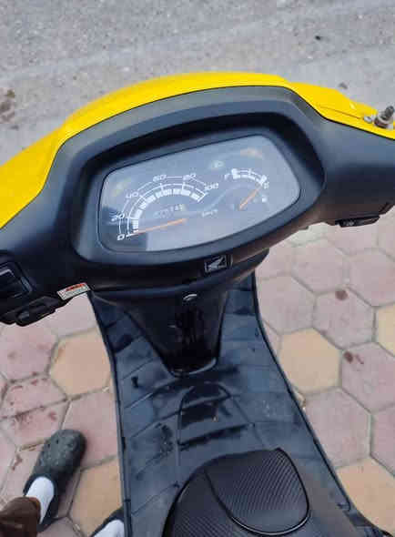 السلام عليكم سبيسي ياباني دراجه رمبه صارله فتره نازله ماشيه 27  السعر مليون 350 مكاني كوت تموز تواصل ***********
