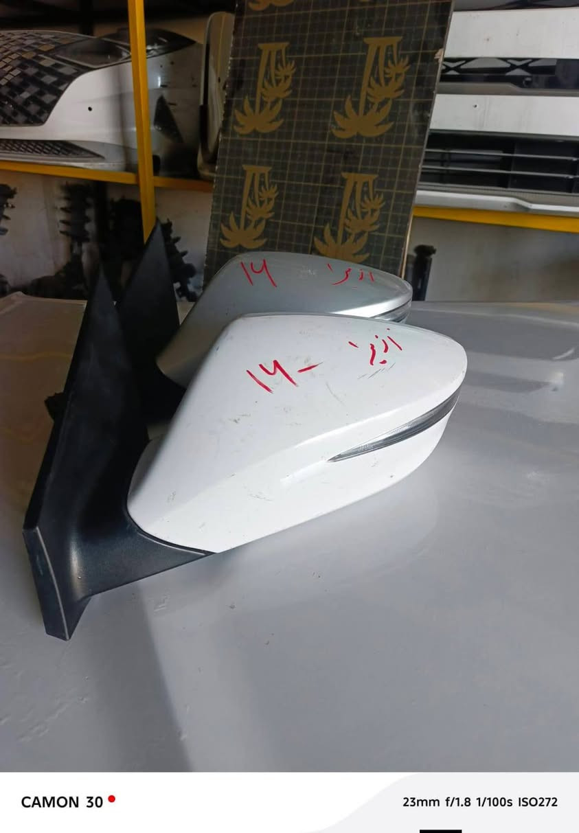 قطع غيار ازيرا 
السلام عليكم توفر قطع غيار سيارة 
لايت بك لايت كشاف مسطرة خلفية 
بنيد جاملغ دعامية امامي خلفي 
العنوان :الديوانية/ شارع الاسكان/مجمع ضرغام الحلاوي 
📞*********** وتساب
