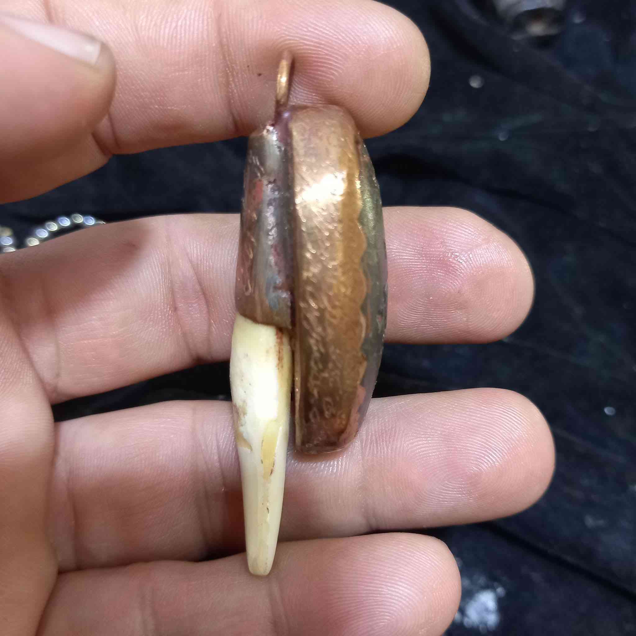 🐆حجر العباس آباد الافغاني الاصلي المرصود  يجذب المغناطيس مع سن الذيب السياقة نحاس مخطوط على النحاس خمسة عشر اية قرآنية مع طلسم شرف الشمس العنوان بغداد يوجد خدمة توصيل كافة المحافظات اي سؤال او أستفسار أو الحجز واتساب أو الإتصال بالرقم
***********
