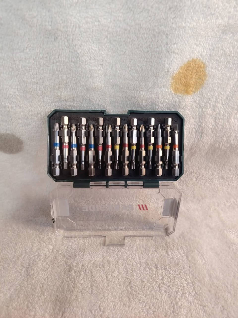 توفرت ادوات وعدد يدويه وميتلزمات منزليه 
اسعار اسفل كل صورة توصيل جميع المحافضات 3000


**إذا كنت صاحب هذا الإعلان وتريد حذفه لأي سبب، رجاءا أرسل رسالة إلى الدعم الفني**