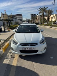اكسنت موديل ٢٠١٥ وارد خليجي مكينه ١٦٠٠ ماشيه ١٣٠ سياره جاهزه اي نقص ما...