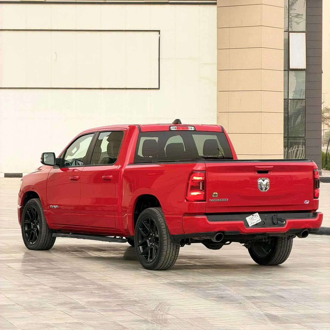 السلام عليكم دوج رام 2024 لارامي  وارد امريكي

Dodge Ram rad Laramie 5.7 V8

بيع او مراوس حسب القناعه

حجم المكينه : 5.700 V8 

الضرر : جاملغ وبنيد 

بدون دواخل 

الايرباك : ستيرن  ودشبول   

#مواصفات

1.شاشه كبيره

2.بصمه

3.تشغيل عن بعد

4.كامره

5.ويل كب

6.كشنات جلد

7.هيترات بالكشنات

8.رادارات 360

9.كشنات كهرباء

10.لايتات لد + زنون

11.كشافات 

12.اشاير بالمري

13.فور ويل 4x4

14.اتو ستوب

15. حساسات خلفي امامي

فول مواصفات مرقم بغداد

 بيع او مراوس حسب القناعه 

تفاصيل اكثر هذا رقمي 

مكاني بغداد الكرخ 
السعر 325 وبيها مجال 

***********
