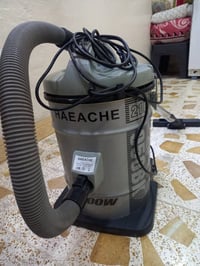 مكنسه كهربائية هيتاشي شرط الشغل للبيع السعر 30 الف اتصل 07508846033