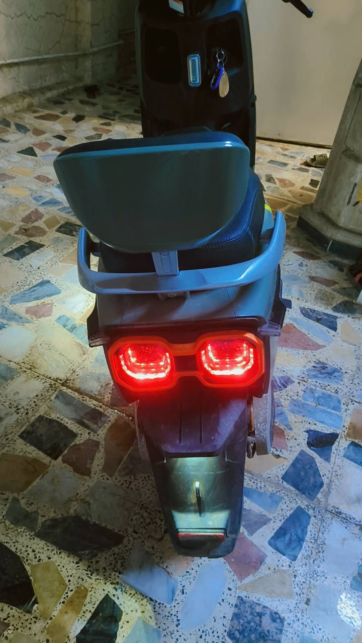 سلام وعليكم

دراجه ام عيون من شركه ریان دراجه مستخدمه اقل من ثلاثه اشهر بطاريات جديده خير من الله دراجه نضافتها 80%
(بيها دبلات مبدلات) 
المواصفات علامه ضوئيه نضام R ، او رجوع للخلف، ثلاثه سرع السرعه الفعليه 53 حقيقي سعر 625 الف بيع نقط
رقم الاستفسار ***********
