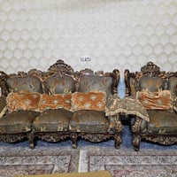 تخم للبيع استخدام قليل نظيف مابي اي ضرر مثل ما موضح بالصور للتواصل الر...