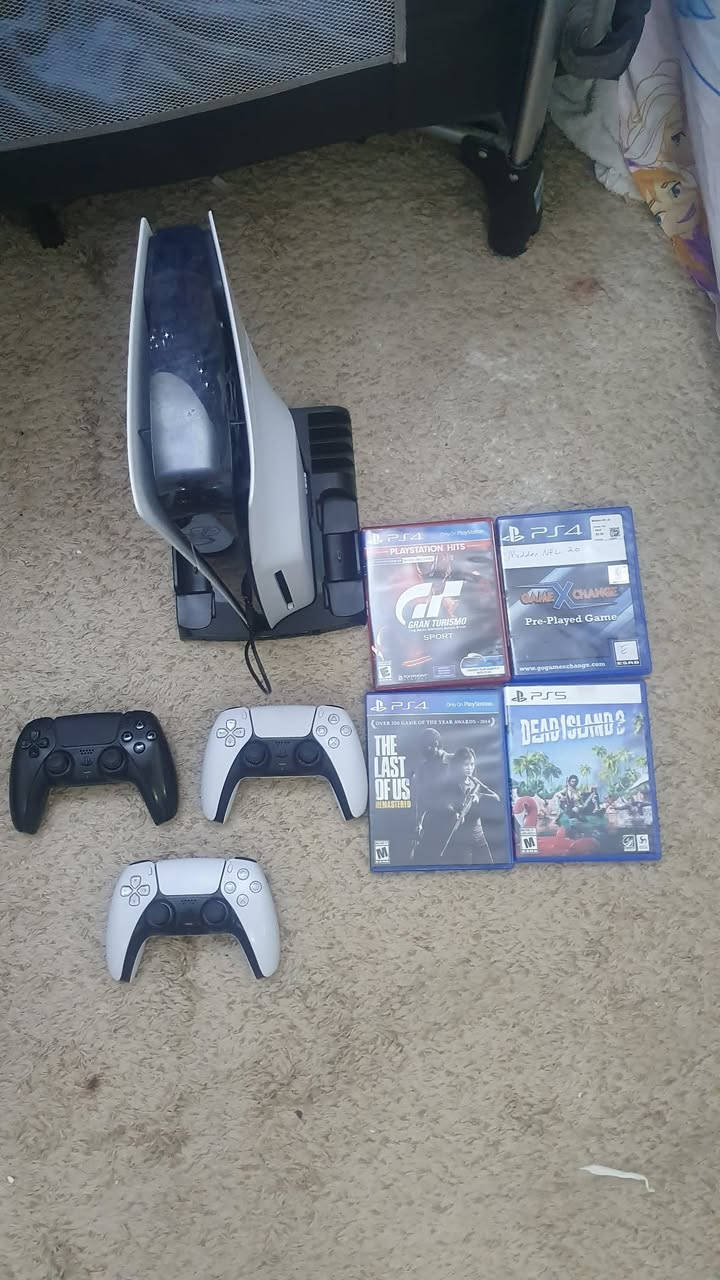 Ps5 slim dick addition
امريكي جنت بامريكا سياحه واشتريته هناك 
مستخدم قليل جدا نظافة 100%
وياه 3 جويستكات اصليات وكيبلات اصلية 
و 4 ألعاب وقاعدة تهوية وشاحن 

سعر 900 الف فقط للاتصال ***********
مكاني بغداد / حي الخضراء
