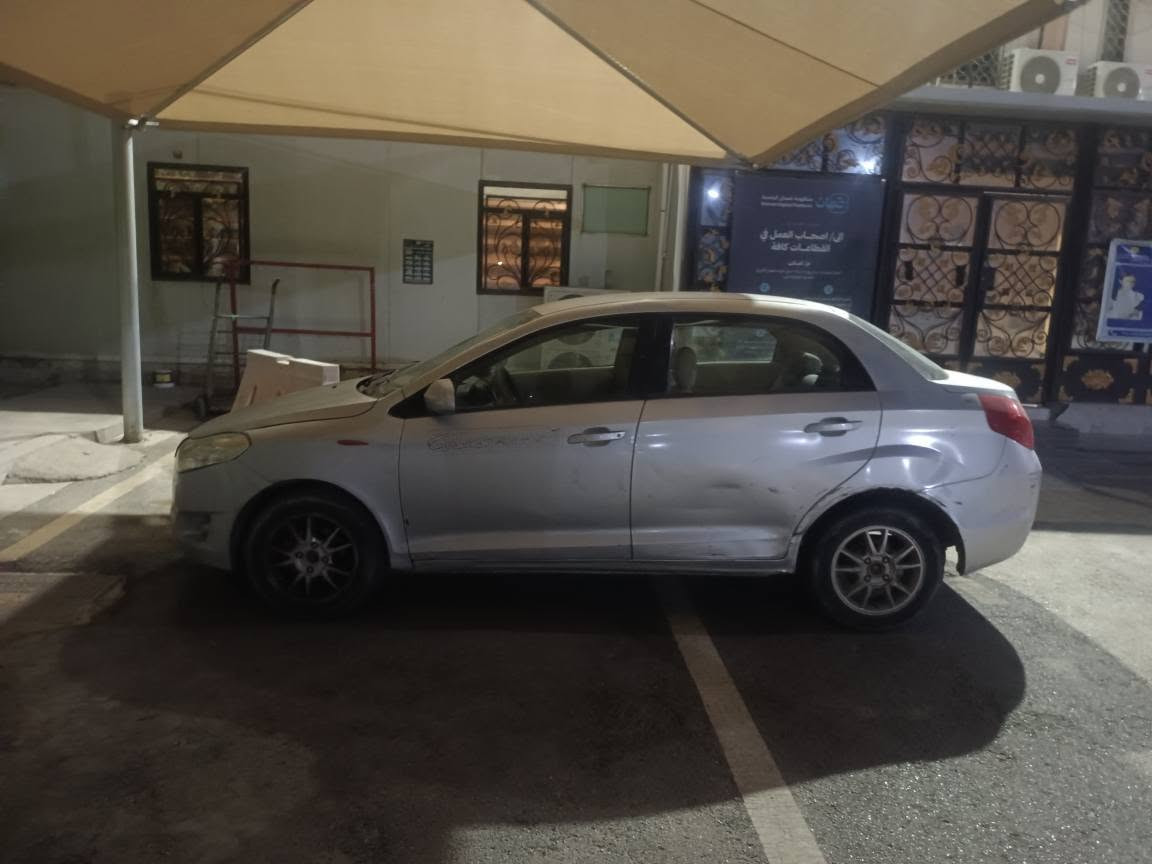 شيري فلاوين موديل 11 
رقم ( نجف ) گير عادي سعرها ٢٤ وبيها مجال
مكينه مجفتة جديد ناعمة 
غرفتها نظيفة كلشي بيها شغال 
فقط التبريد عاطل عوزه فقط كمبروسر 
باور ستيرن يحتاجله صونده طاگة يعني شغله بسيطه

مشط ستيرن مبدله جديد 
فيتبم الاصلي مال شركة جديد شاده
صاحبها يريد تحويل يعني ما اتكاتب غير مروري 

مكاني بغداد شارع فلسطين 
او المنصور اي استفسار خاص متواجد على الفيسبوك ماسنجر بغداد, العراق


**إذا كنت صاحب هذا الإعلان وتريد حذفه لأي سبب، رجاءا أرسل رسالة إلى الدعم الفني**