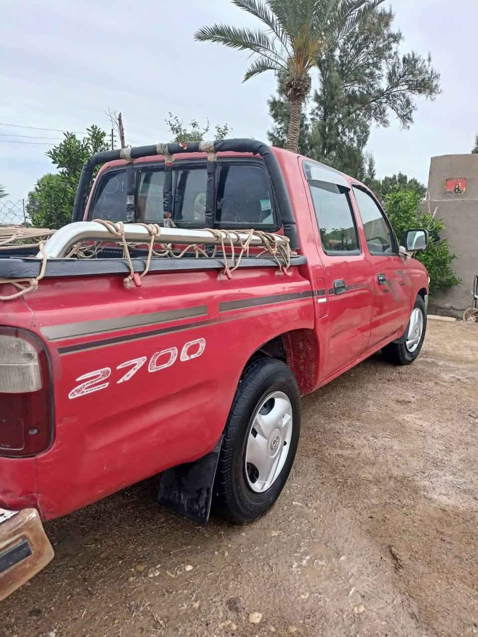 بيكم جمره موديل 2000 مكينه وكير اكسن وقماره كفاله مرشوشه حزام جماليه رقم بغداد مشروع وطني تحويل ثاني يوم السياره جاهزه الف ماذب عليهه وذا اكو مراوس مكانهه واسط الحي اتصال ***********
