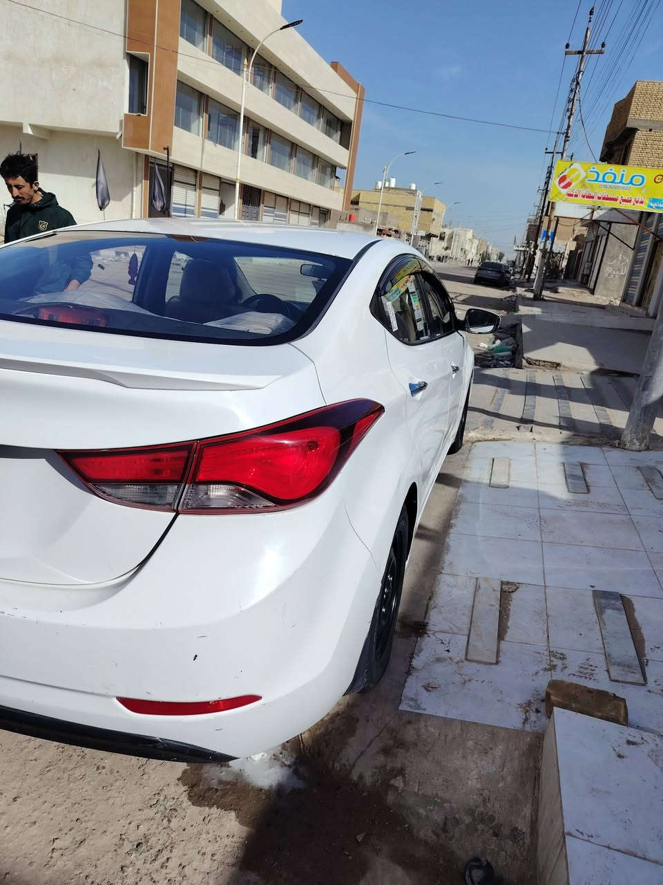 سلام عليكم النترا موديل 2016 خليجي
كفالة عامة من ضربة والتبديل
ماعدى صبغ أماكن قليلة
مكينة ١٦٠٠ دوش دكشن عالي 
آلية كلهة جاهزة على اخير سعر ١١٥ وبيهة مجال 
سنوية ل ٢٠٢٨
راعيهة بل ناصرية
مكاني ناصرية حي اور
***********  بيع او مراوس عادي
