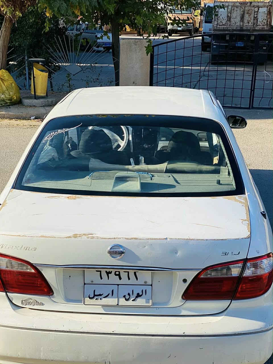 سلاو بەناوی خوای گەورە ماگزیما ٢٠٠٢ شەش بستۆن مەکینەی ئەور پی بەشەرتوو زەمان بەس سەر بۆنیتی بۆیاخە ئەویش لەسەر ساغی کراوە سەیارە گێرو مەکینەی بەشەرت چوار تایە لۆکی لەژێرە بەناو خۆ شمانەوەیە بەس سەنەوی ٥مانگ ئەبێت بەسەر چووە غرامەو هیچ شتێکی تێدا نیە تا بڵێت ماڵەکو پاکو جوانە 
بۆسعرە کەشی تەلەفوون کە بۆئەم رەقەم تەلە فوونە 
0772 700 36 72 
شوێنم پیرەموگروون
