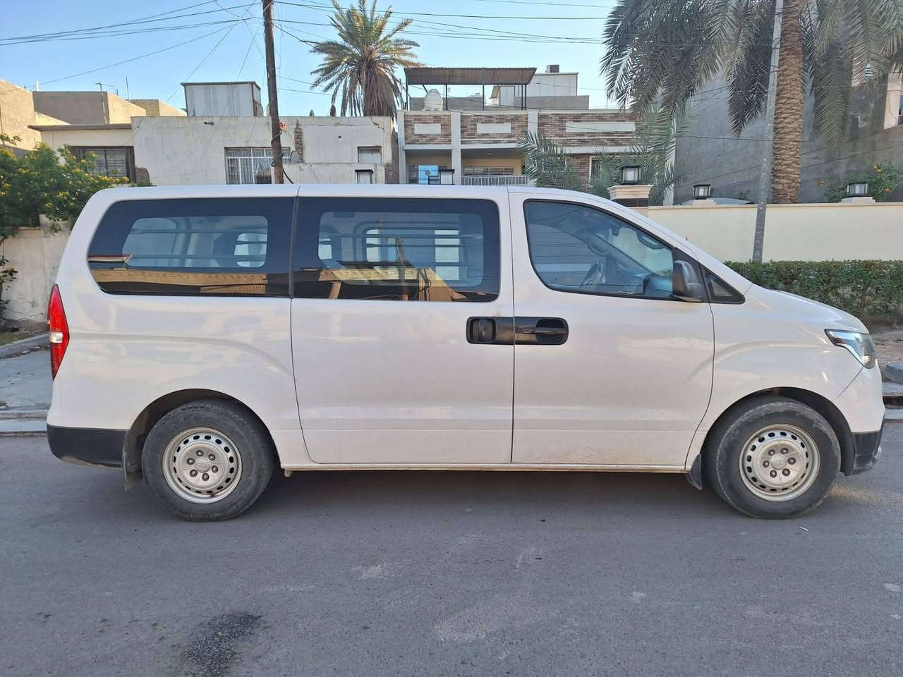 السلام عليكم 
ستاركس فان  ٢٠١٩ كاز باسمي
السيارة جاهزة كير مكينة صدر بدون حادث
 رقم اربيل دولي سنوية  ٢٠٣٠ هزة جديدة
السعر   ١٨٥  ورقة
الاتصال على الرقم ***********
