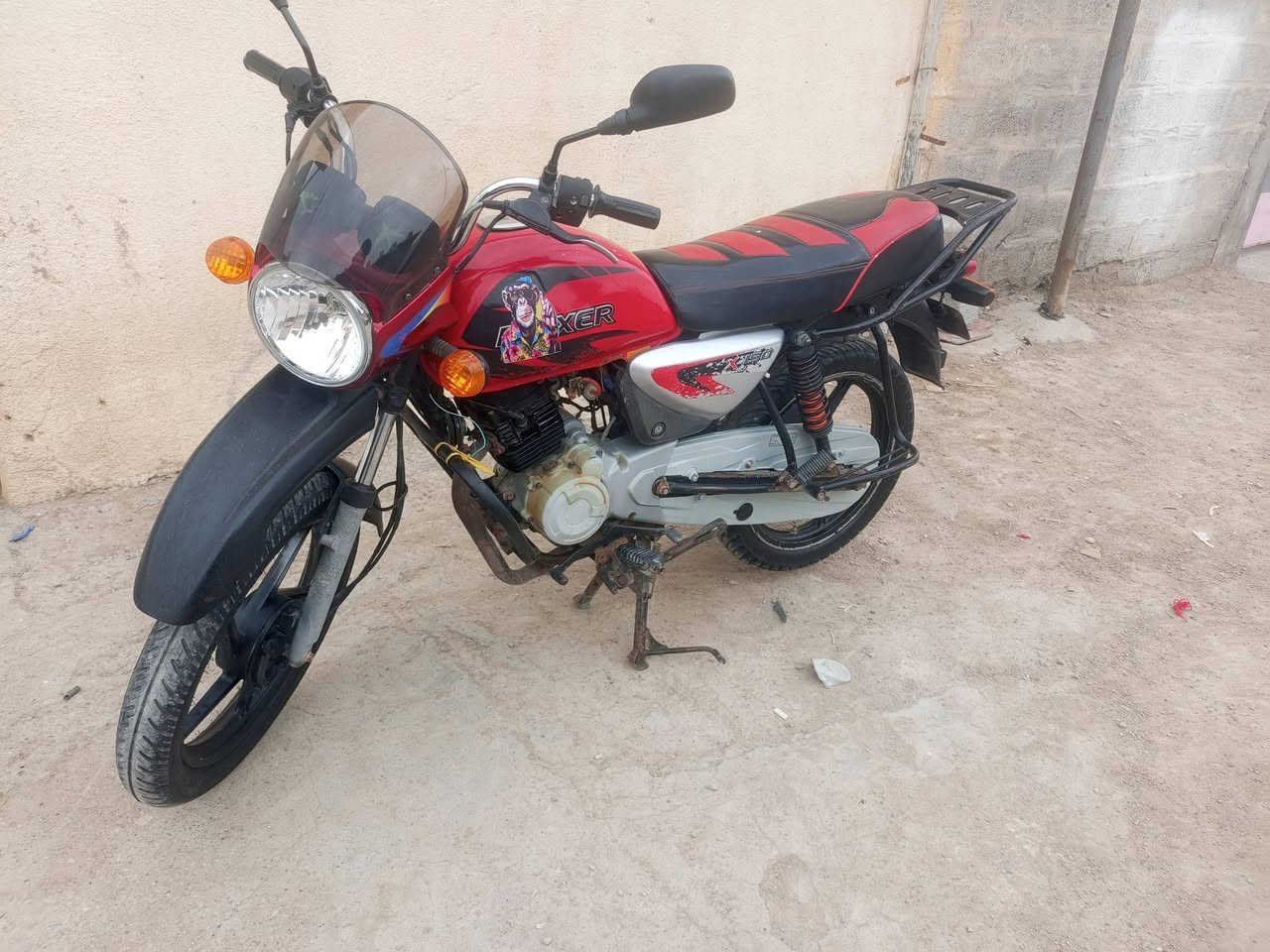 سلام عليكم بوكسر جبلي مابيه نقص برقي كله جديد مكينه كهربائية سلف كله شغاله وراق اصولي 2018 سعر 700 وبيه مجال ***********
