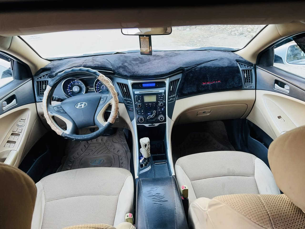 سلام عليكم سوناتا مديل 2011 خليجي مكفوله فول موصفات رقم وسنويه وهزه مجدد محرك 2400سياره حداديه تخم السره جاهز ه السعر 123 لاتصال ***********
