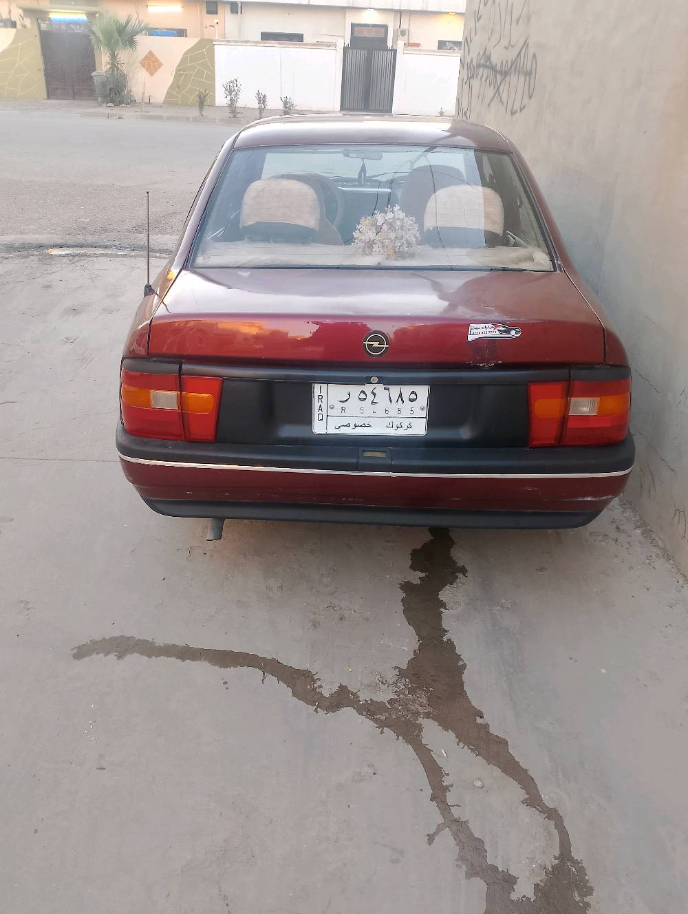 سياره اوبل فكتره موديل1992 حجم محرك 18كير  ومحرك بل شرط سنويه بسمي اسوي وكاله وتحويل سنويه لل2027 سياره جاهزه سعره 42وبيها مجال مامتواجد (***********) كركوك