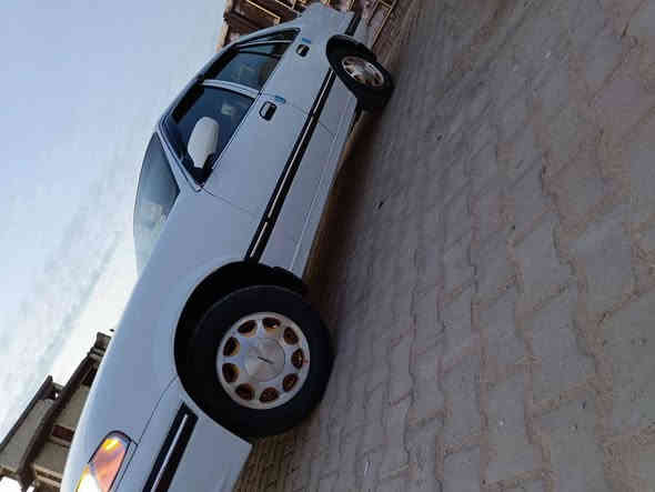 السياره متعوب عليه
والياخذها بالعافيه عليه 
السلام وعليكم..... 
دايو برنس  موديل 1994..... الون ابيض 
رقم بغداد الدولي  .... مشروع وطني  سنويه ل 2029 
 بسمي تحويل بنفس اليوم...  
كير وتماتيك....
محرك مفتوح....
كير ومحرك جدد حاويه بشرط مكفولات ........
ماشالله بيه نعومه فول ترايك وين ميعجبك 
تبريد شغال ثلج 🥶🥶
ويل كب مجلي لونين ... 
سنتر لوك اربع ابواب وصندوك ريمونت 2........
تخم تاير....... باتري جديد 
كهربائيات كله شغاله .... 
كيجات كله شغاله
بريك ماله نص دوسه
السياره مكفولة من الضربه والخياس فقط اصبغ الجماليه بالفرن 
مشط ستيرن باور سلف داينمو راديتر كله جديد 
شواصي حيل نظاف 
صدر خلفي أمامي جديد 
غرفتها جديده ...دواخلها جدد بطاين جدد كشنات 
السعر)( 47 ))بيها مجال ... بصيط حك الجيه 
رقم الهاتف  ‏‪***********‬‏/ ***********
مكان سياره بغداد 
اسف عل اطاله الشراي يتصل غير متواجد عل 
فيس اتصال فقط .....
