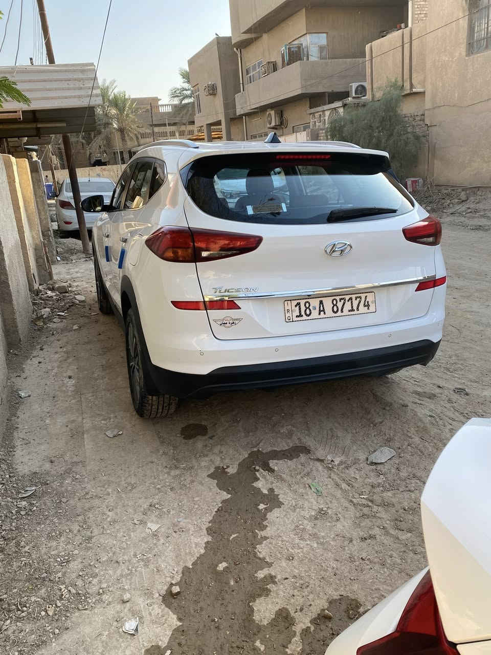 السلام عليكم للبيع توسان 2019 شركه الكاصد رقم بابل ماشيه 69 الف سياره جديده مكفوله كفاله من الصبغ والبارد 
مكاني بابل مركز  
مواصفات 
داخل صاج
شاشه جبيره 
تحكم ستيرن جهتين 
كراسي كهرباء 
كامره خلفيه 
كامره اماميه 
خمس عدسات 
لد نهاري 
بصمه ابواب 
بصمه تشغيل 
دخول ذكي 
محرك 2000 دوش المرغوب 
سعره 197 وبيه مجال 
علماً  السياره بسمي 
هاذا رقمي 
***********
