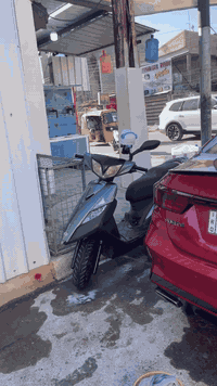 السلام عليكم ثعلب رمبه رمبه رمبه مصارله هواي منزلهه دبل امامي جديد تاير خلفي جديد ادامه كلجات وبيها كلج خلفي رياضي بلادي مكينه مكفوله كفاله عامه الدراجه كلهه بلاديه نكره سلف امانه الله مكينه بلكارتون بس ذاك اليوم رادو يبوكوها وكاسرين الاستيرن والجوزه ويتصلحن (ميحتاج تبديل) بس مالي خلك اسويهن السعر 750 وبيها مجال مكاني الشعب حي البساتين ***********💗
