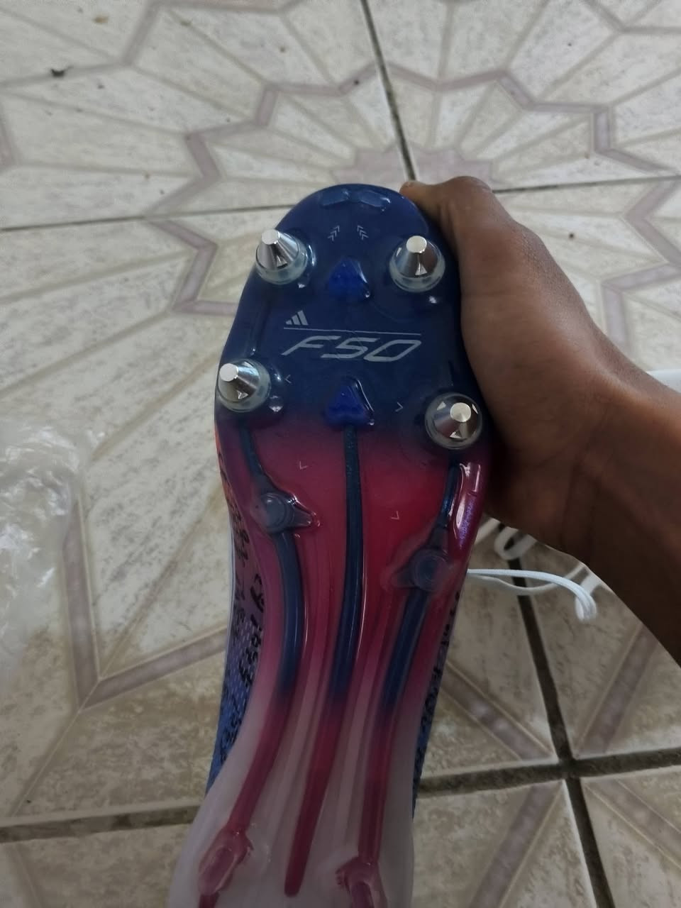 السلام عليكم لابجين للبيع قيم واخض اني ما اعرف بيهن طلعلي بل امزون شوفهن شكد يسون وعلق السعرك
المكان خاص


**إذا كنت صاحب هذا الإعلان وتريد حذفه لأي سبب، رجاءا أرسل رسالة إلى الدعم الفني**