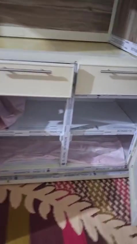 للبيع ***********العنوان قرب مستشفى كفيل كاونترتسكام اخوجديد
