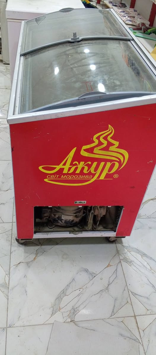 سلام عليكم غراض مال أسوق للبيع  عارضات 4 مجمده 1رفوف الطول 7 وثاني 8العنوان النجف الأشرف ***********
