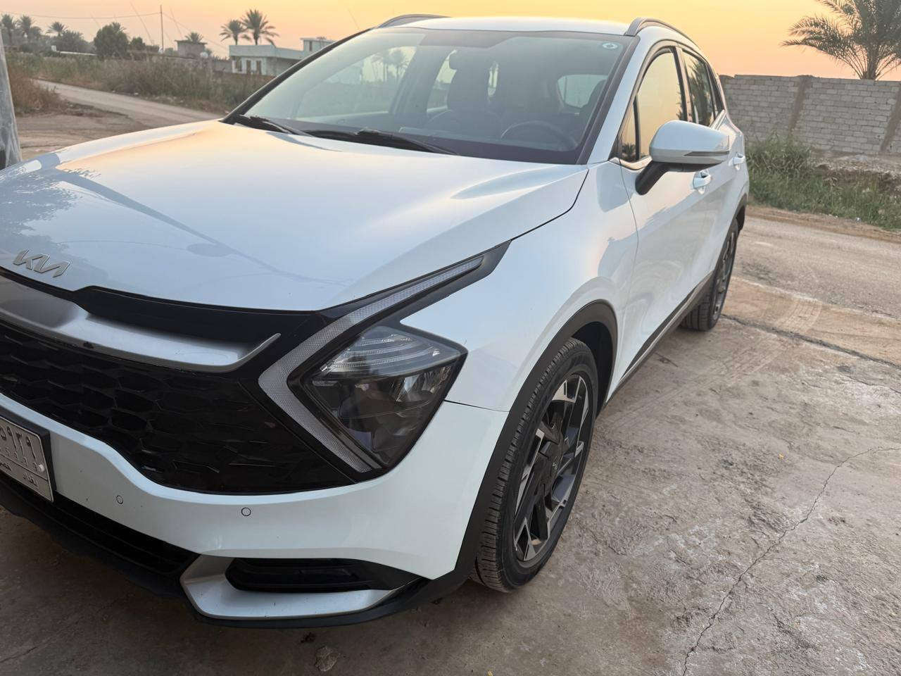 السلام عليكم للبيع فقط
موديل 2022 ماشيه 126
 رقم بغداد وكاله 
فقط تبديل جاملغ ودعاميه
الأمامي الايمن
بدون ضرر داخلي 
العنوان بغداد الدوره
***********
