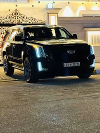 اسكاليد بلاك ادشن • ٨ سلندر • الكوت