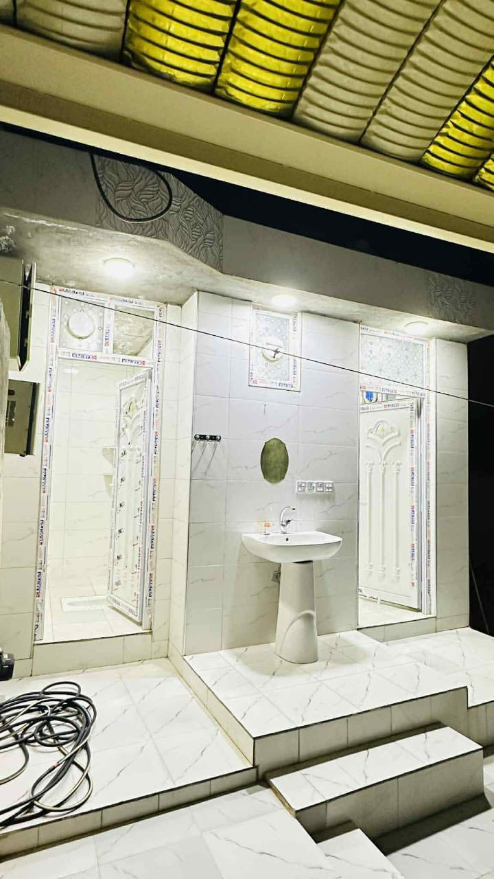 للبيع دار سند زراعي
 
 المساحه ١٩٠ متر 

السعر  ٥٨ مليون  وبي مجال 

الموقع - جمعية الامام - حي الكوام - مقابيل مرقد السيد محمد ع 
يحتوي على 

٢ غرفه نوم 
صاله 
كراج 
حديقة 
سيراميك جداري وارضي 
للاستفسار اتصل 
*********** - ***********
