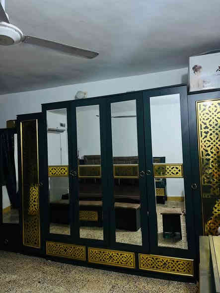 السلام عليكم 
عيوني غرفه تركية اخو الجديد 10 قطع 
رايديها ب800وبيها مجال
***********
