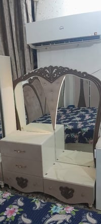 غرفة نوم • بغداد • للبيع
