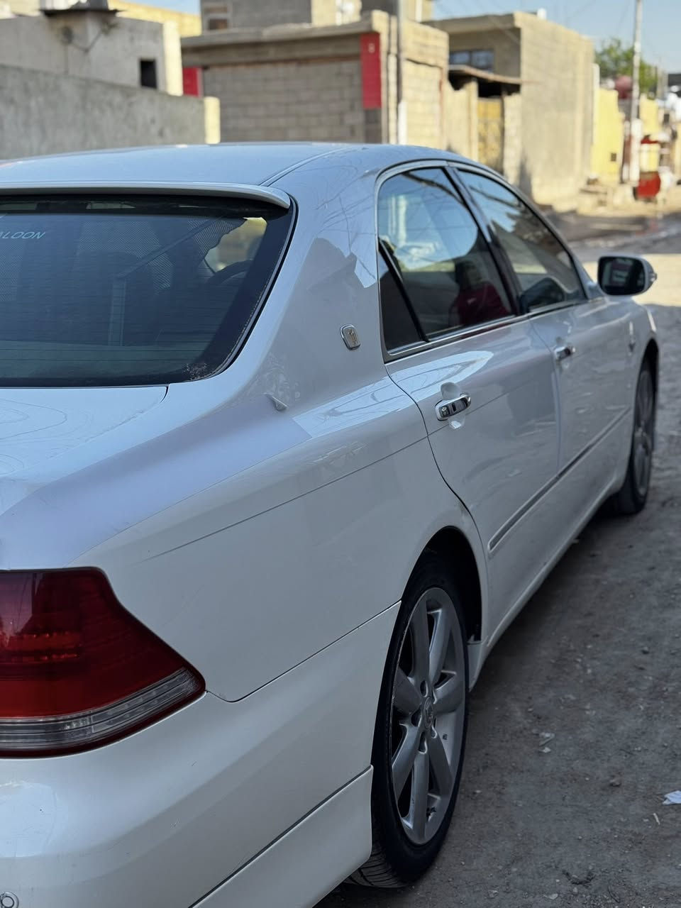 السلام عليكم 
شاهينا موديل 2003 للبيع رقم سليمانيه الدولي الجديد 
سياره باسمي تحويل ثاني يوم اللون ابيضّ مكفول من كلشي لا صبغ ولا طخه ما مصبوغه لا داخل العراق ولا بالخارج مكفوله شاصي 82 تخم تاير حداديه كله جديد محرك D4 
-تحكم ستيرن
-3دكم
- كشنات مخمل 
-ويل نجمه 
-دخل بيجي 
السعرر 150 وبيها مجال للشراي
— المكان / بابل/جبله 
للاستفسار 
***********
***********
