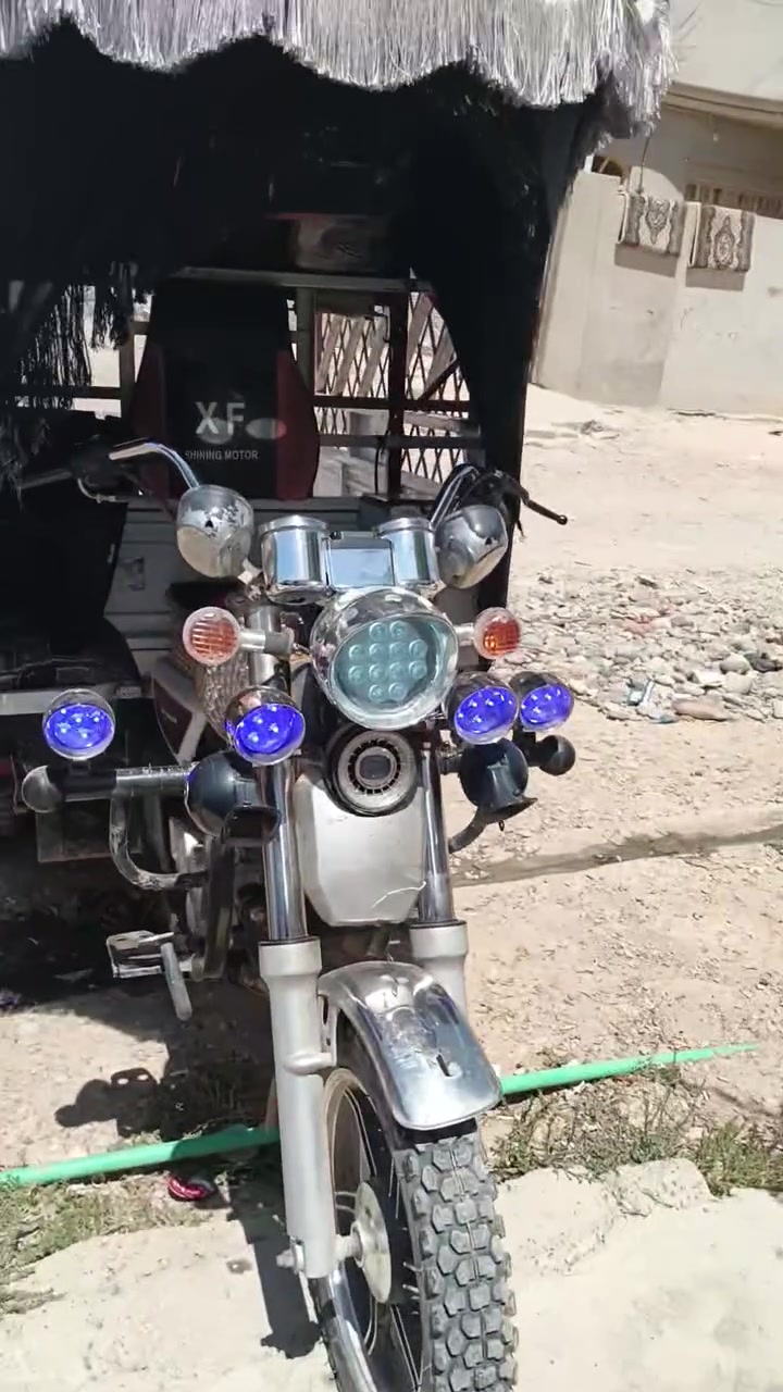 ستوته للبيع فحل عالي موديل 2019
وايرمنية شغالة سلف شغال بدون باج وضع شركة السعر 1400 قفل ايسر حي الانتصار شارع 60 هاذ الرقم 
***********
