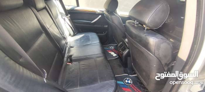 سلام عليكم
غير متواجد على الفيس اي استفسار اتصل على الرقم او واتساب
***********

BMW x5 e53 2001 3.0. 4*4 رقم اربيل دولي
محرك سته سلندر دبل فانوس جديد مع الكير كفاله
سيرفس للمحرك بالكامل ومي زيتي
كير اتو وسبورت
فور ويل وشغال
مكفول من أي ضربة او حادث
تم تبديل جاملغات امامية مع دعاميه واعادة طلائها  بسبب شخوط
صبغ قمارة اثر سقوط قمريه كراج عليها بدون ضرر
حداديه سيرفس كامل  والخلفي دبل وفنر
هوك خلفي بلادي
حساسات امامي وخلفي 
ترحيب داخلي وخارجي
نظام سكيورتي بلادي
شاشه أندرويد 
مقاعد ذاكرة ميموري
استرين كهرباء وخزن ميموري
لايت زنون بلادي جديد
بك لايت كرستال
المري عاكس للضوء
كهربائيات بلاديه جميعها تعمل
منظومه تبريد كاملة جديده 
فان امامي وفان خلفي( دبل فان )
ويل كب 19 مع تخم تاير
ماشيه 192000 قابل للزياده
سنوية تنتهي 2027
مكان السيارة البصره
السعر 94 $  ورقة قابل للتفاوض
