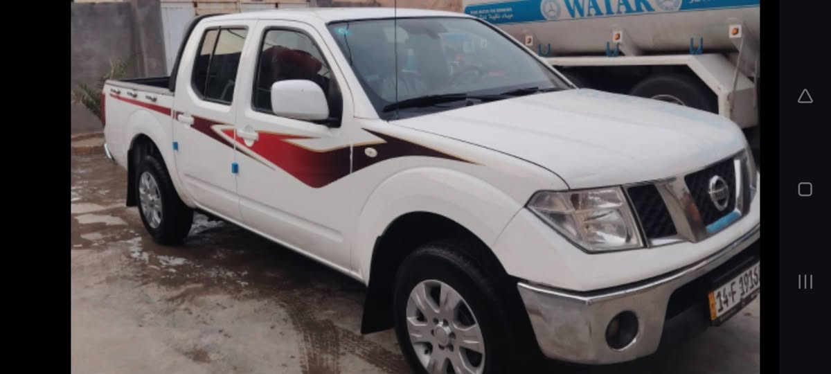 السلام عليكم نيفارا للبيع موديل 13  رقم بصره بسمي اوتوماتيك سنويه ل 29 سياره جديده مال بيت السعر 125 العنوان البصرة الزبير/الهاتف***********
