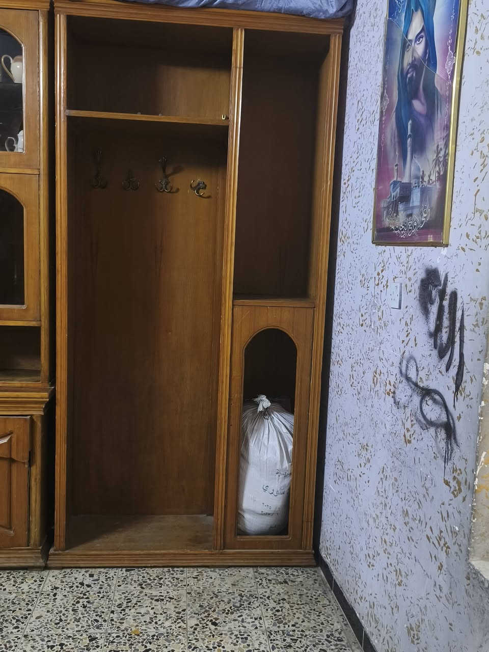 غرفه نوم صاج عراقي تسكام
سعرهه٨٥٠وبيهه مجال بغداد


**إذا كنت صاحب هذا الإعلان وتريد حذفه لأي سبب، رجاءا أرسل رسالة إلى الدعم الفني**