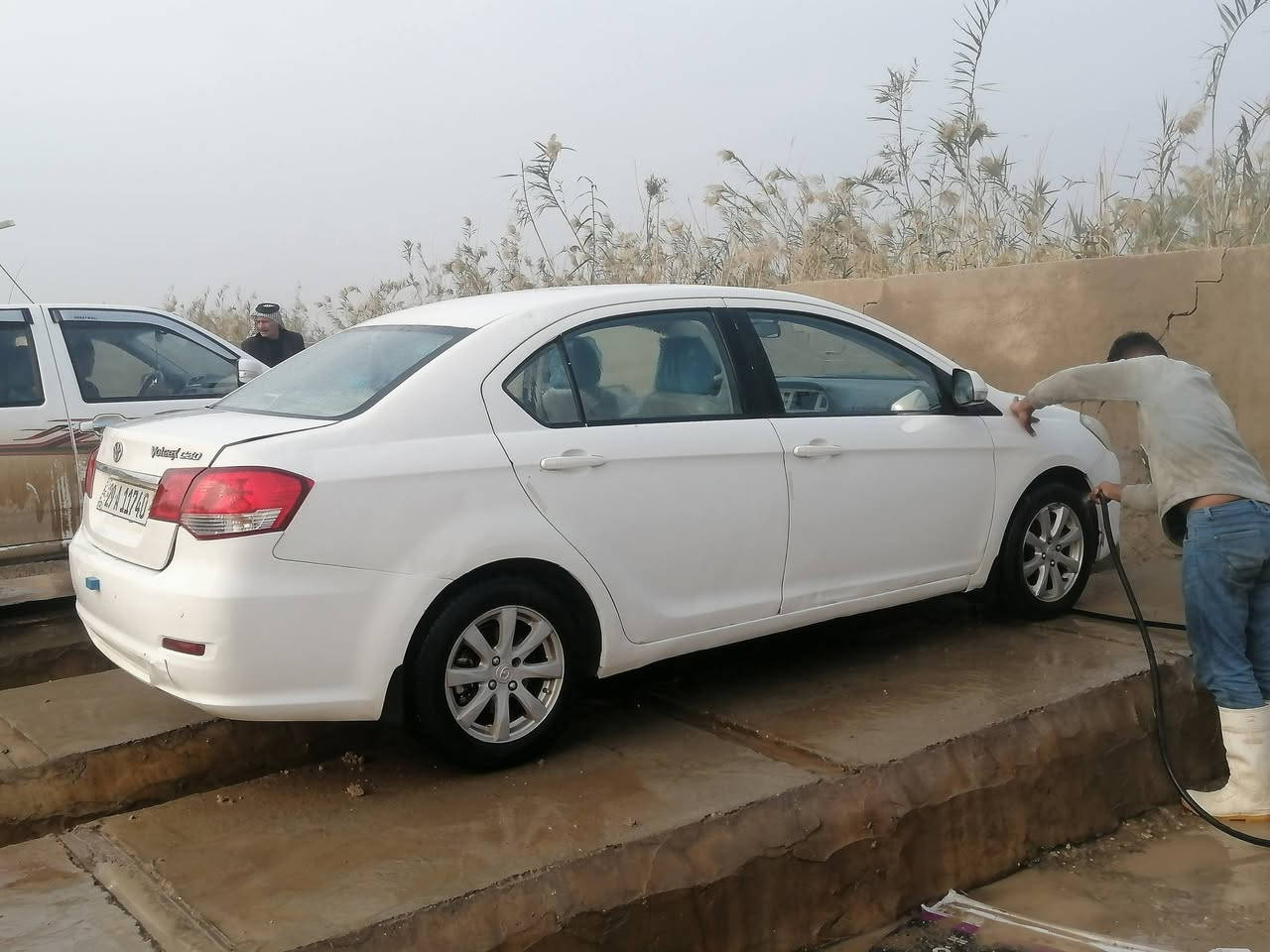 سلام عليكم كريت ويل فولكس في واسط مكانهه الأحرار السعر 50 رقم ***********
