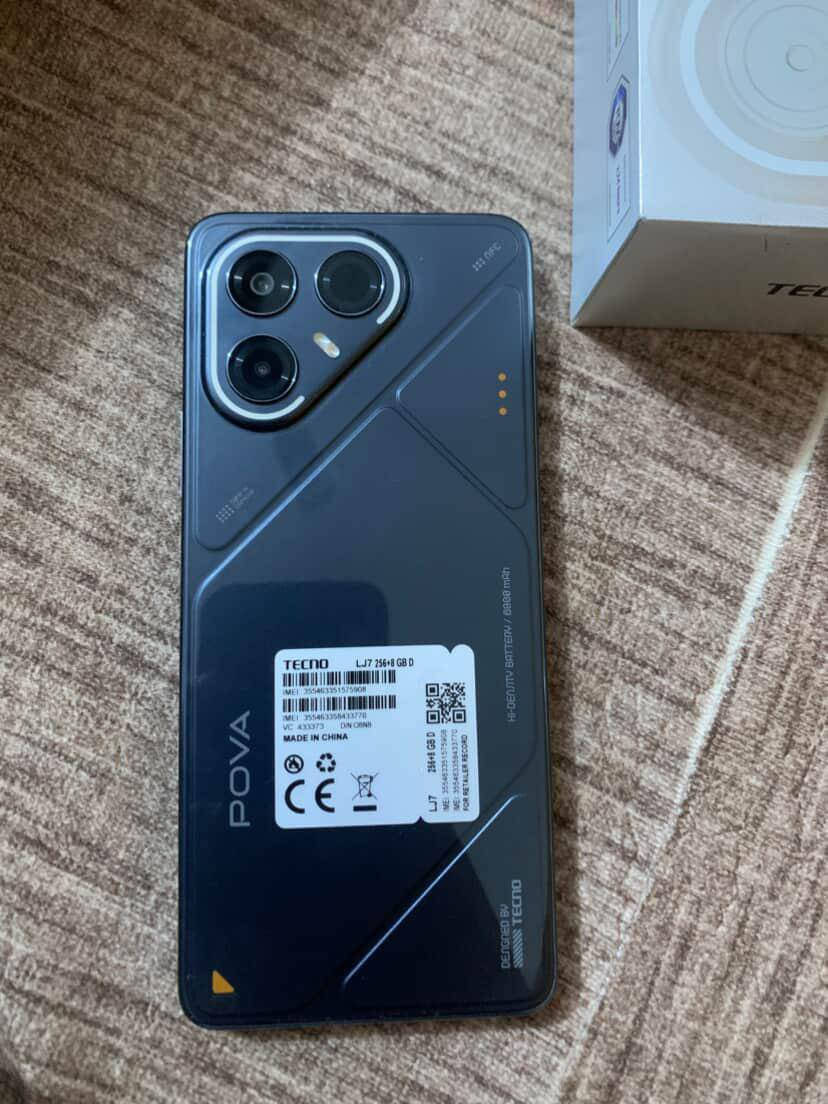 جهاز TECNO POVA 7 5G جهاز غني عن تعريق 
مستخدم يومين فقط 
ملحقات كامله 
ذاكره 256/16
 ببجي 120 فريم 
شاشه 144 هرتز اضائه تفاعليه بل كامرات 
جهاز جديد  مستخدم سبوع الي ما يعرف بيهن ليعلق 
ويكسر بحلال العالم سعر 310 وبي مجال شراي مكاني فلوجه


**إذا كنت صاحب هذا الإعلان وتريد حذفه لأي سبب، رجاءا أرسل رسالة إلى الدعم الفني**