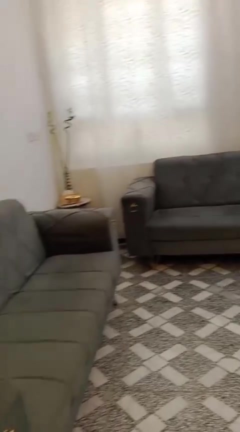 تخم ١٠ مقاعد ضرره فقط رجل وحده مكسوره من القنفه الكبيره جديد استخدام قليل سعره ٢٥٠ وبي مجال


**إذا كنت صاحب هذا الإعلان وتريد حذفه لأي سبب، رجاءا أرسل رسالة إلى الدعم الفني**