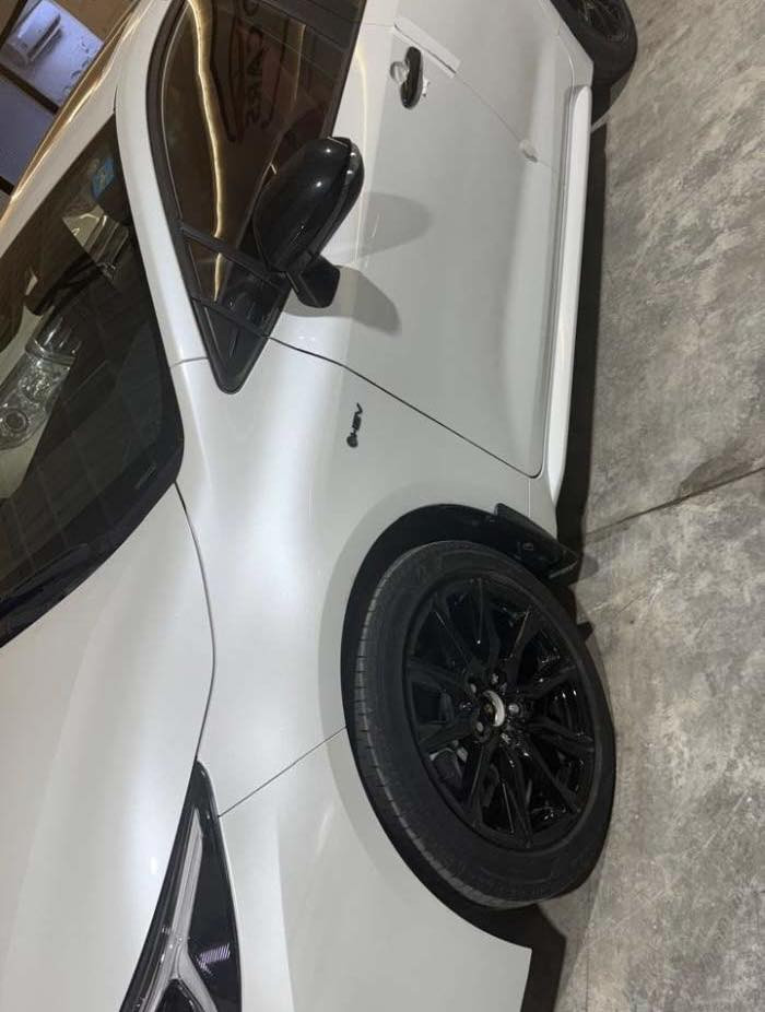 السلام عليكم كورلا 2025 S بلاك أدشّن فول موصفات سيارة زيرو ماشيه الف فقط مكفوله كفالة عامة لون صدافي
رقم بغداد بسمي مكاني سيارة بغداد 
***********
