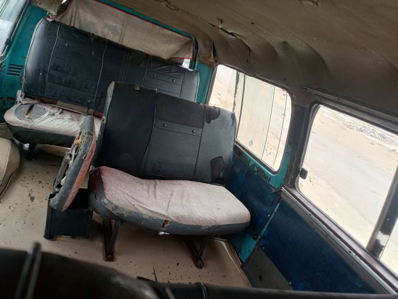 سلام عليكم خوان كيا بستا للبيع مكينه بية بخار قليل كير يفلت ثالث وثاني فقط سلف دينمو جديد كشر بلادي شواصي مكفولة سعر 15بية مجال حك جية ابيع كوم حديد *********** لاتصال
