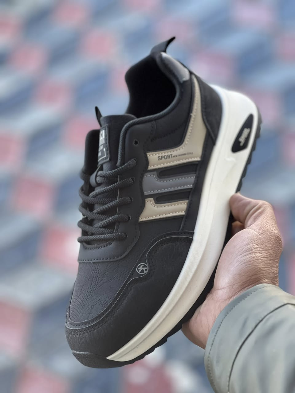 جديد /ازياء حمودي ماركة 

حذاء كجول
  
40,41,42,43,44
حذاء كجول /سبورت  

‎قابلة على التجفيف السريع  ماركة فاخر الصُنع ذات  

‎جودة عالية جداً وتصميم عصري يمتاز بالراحة اثناء الاستخدام 

‎متوفر  كما موضح بالصور

————————
العنوان المحل :الصويرة شارع النجمة/ مقابل مجمع العائلة 

‎‏‎
التواصل على الخاص آو مراسلة على واتساب  او الاتصال على الرقم 
***********
— في ‏الصويرة شارع النجمه‏.
