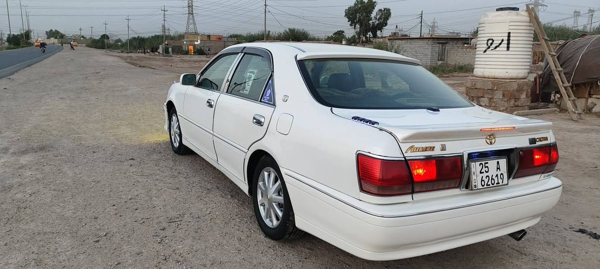 السلام عليكم 
ملكه 2002 اصل اثلت 3دكم
قرار 48 سياره جديده معناا الكلمه 
بسمي سنويه لل 31 هزه جديده 
كفاله نقل وكص وضربه قويه اصل فتحه برده خلفيه تحكم سترين مري شفط دبل شاشه كرستال اصل اربع كشنات كهرباء
لايت كرستال متحرك زنون عالي ناصي 
مكانه ديوانيه 
السعر 130  
التواصل الاتصال عل رقم 
‏‪0782 369 6609‬‏
