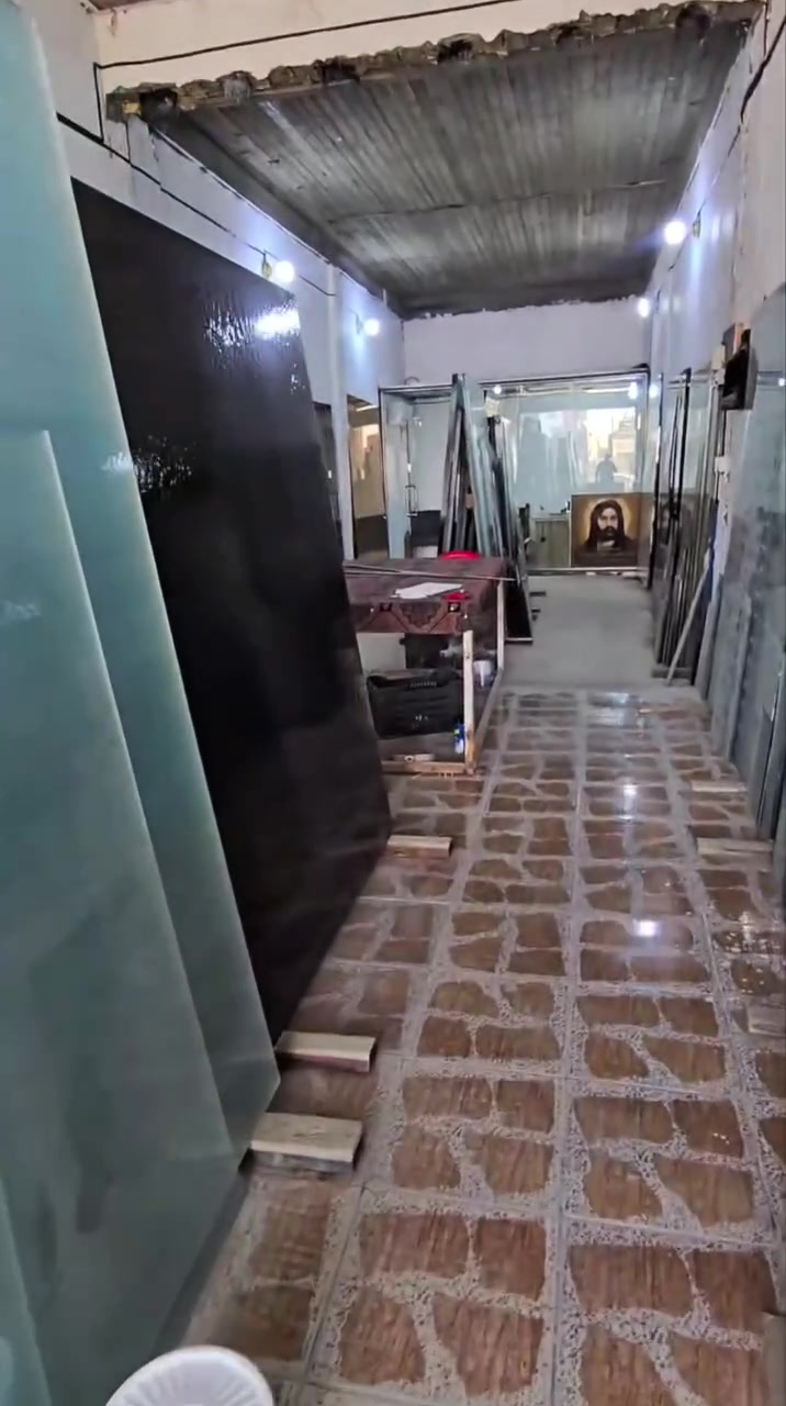 محل سيد امير لزجاج والمرايا 
الشارع العام مجاور اسواق الفردوس


**إذا كنت صاحب هذا الإعلان وتريد حذفه لأي سبب، رجاءا أرسل رسالة إلى الدعم الفني**