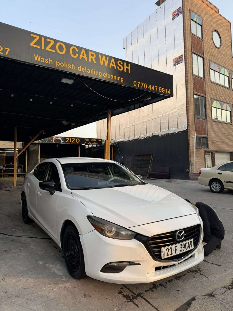 مازدای ٣ ٢٠١٧
گێر و مەکینەی بە شەرت سەنەوی تازەیە بە ناوی خۆمانەوەیە مواسەفاتی لەبەرچاوتایە
ڕەسمی سۆنەرەکەیم داناوە جوابی مەسج نایەمەوە
پارچەیەک و ٣ پەڵەی بۆیاخە
١٠٨ گەڵاو مەجال ***********
