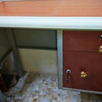 للبيع • الحرية