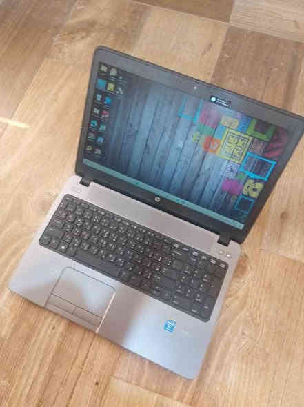 لابتوب رخيص مناسب للدراسة والاعمال المكتبية شاشة كبيرة 
    Hp 650 جيل رابع 
السعر 145 الف مع التوصيل 
مناسب جدا للدراسة والبرامج المكتبية والطباعة والتصفح والتواصل الاجتماعي 
 للتواصل *********** واتساب 
……………………
المعالج Core i5 جيل رابع 
ذاكرة الوصول العشوائي (الرام) 8GB 
 التخزين( الهارد) 256GB SSD 
كارت شاشة انتل داخلي  4GB 
 مقاس الشاشة كبير 15.6 انج
مشغل أقراص 💿 📀 
كيبورد  عربي انكليزي FULL K.B 
………………………………… بغداد
