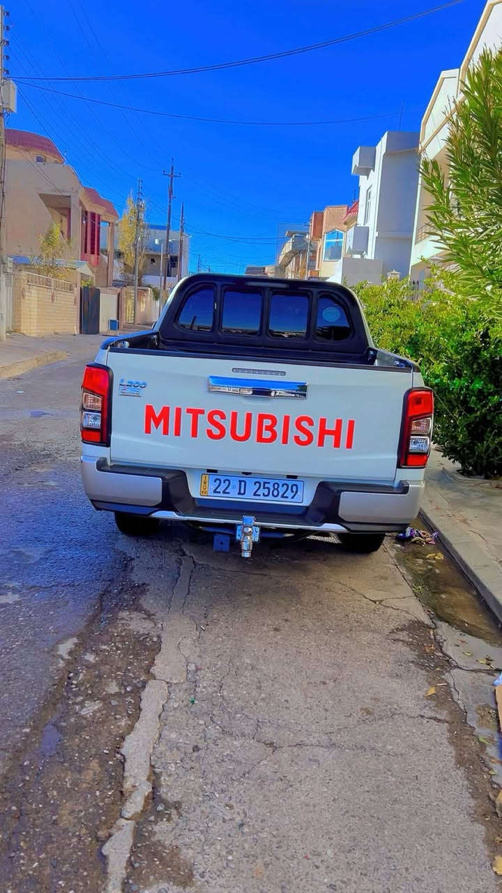 ميستبوشي قه زافي2022 سه ياره كه لوكه زور خاوينه هيجي نيه نه بوياخ نه سارد هيجي نيه له سه ر وه زحي شه ريكه مايته وه بي مه سروفه كامل جوانكاري بو كراوه شه ريكه ي سه يد نه هرويه ده ره جه يه كه هه مو شتيكي نويه 49000حقيقي رويشتوه ***********
